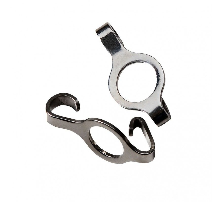 Flat hooks for stainless steel bracelets.