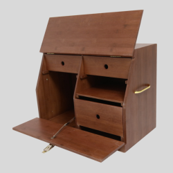 KENTUCKY Pansenbox Show Braun